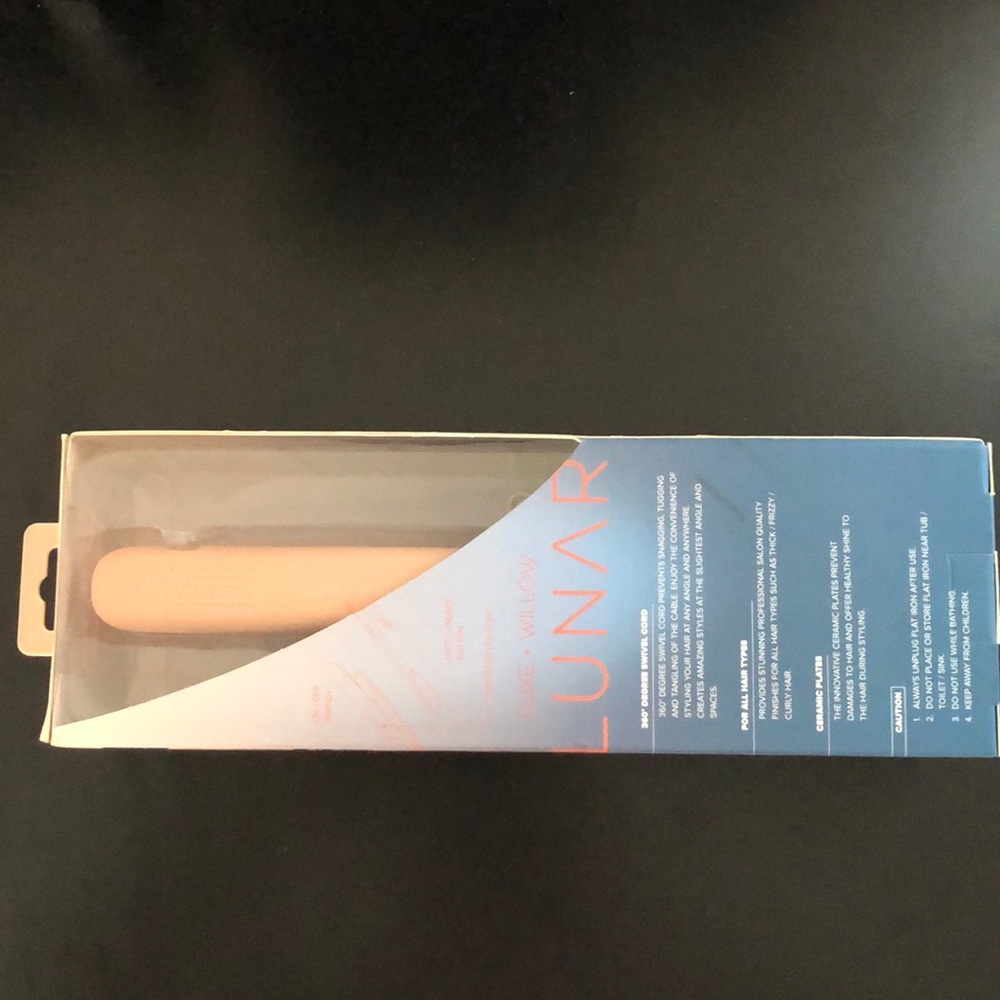 Luxe and willow hair straightening iron